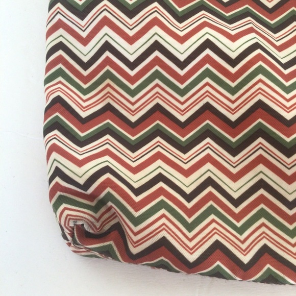 BAGGALINI FALL STRIPE ZIG ZAG MESSENGER CROSSBODY BAG PURSE - Picture 9 of 14